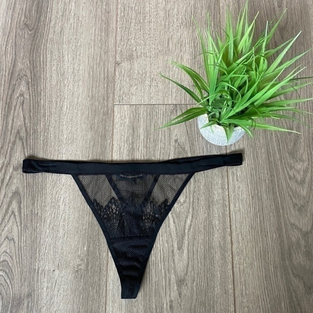 Kiki de Montparnasse Esprit Thong In Black Size Large